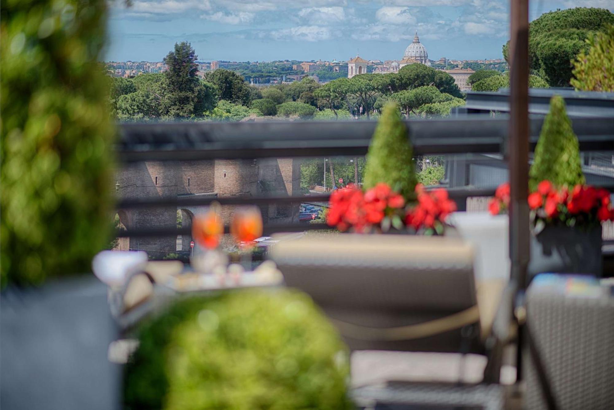 Hotel NH Collection Roma Vittorio Veneto Esterno foto