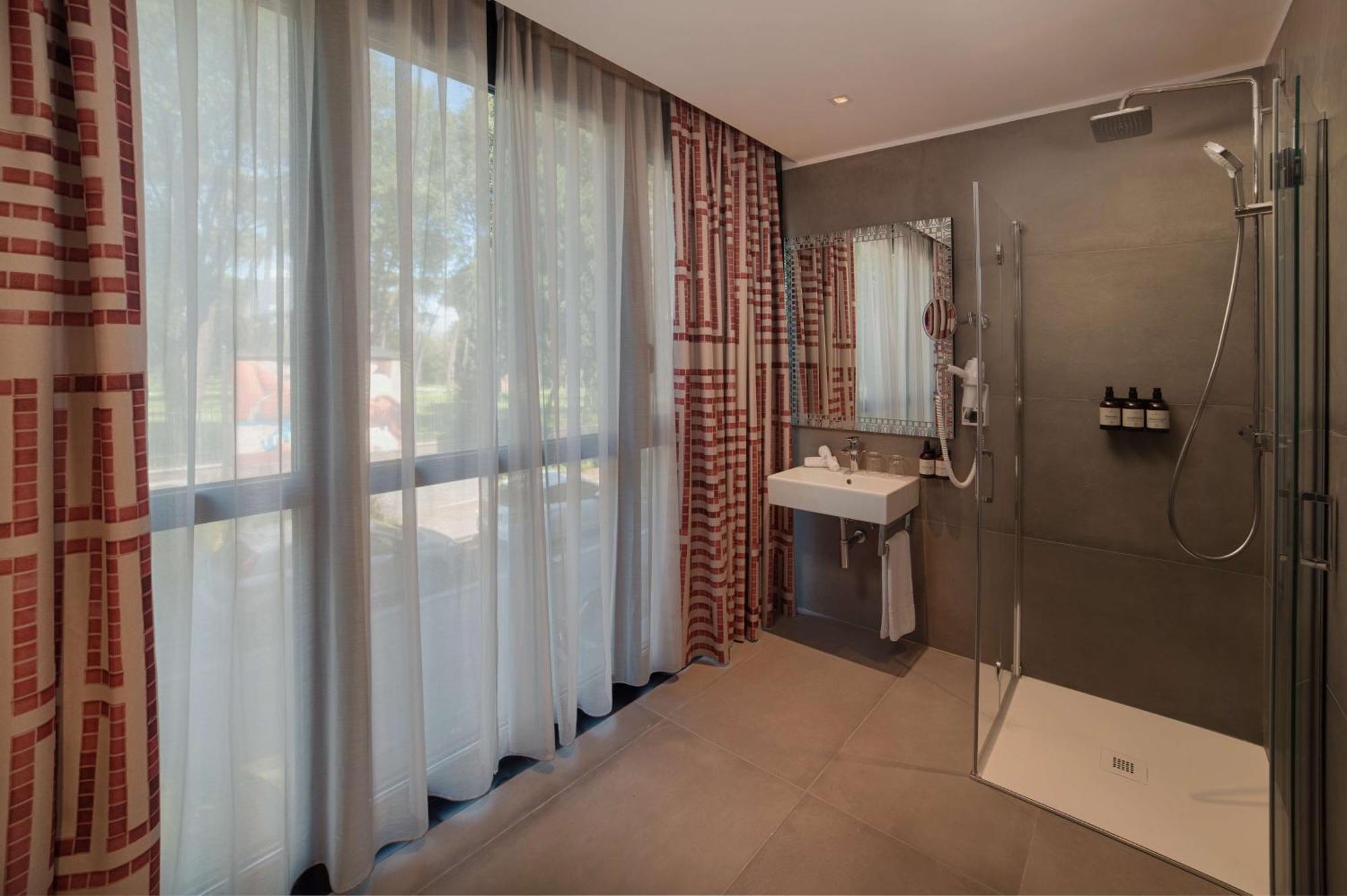 Hotel NH Collection Roma Vittorio Veneto Esterno foto